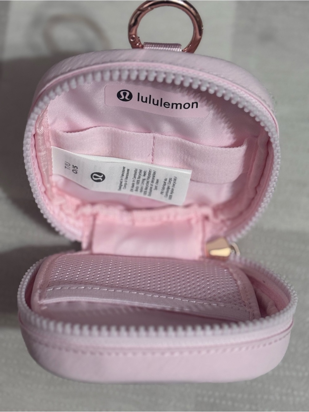 Lululemon Clippable Commuter Organizer Pouch - Picture 3 of 4